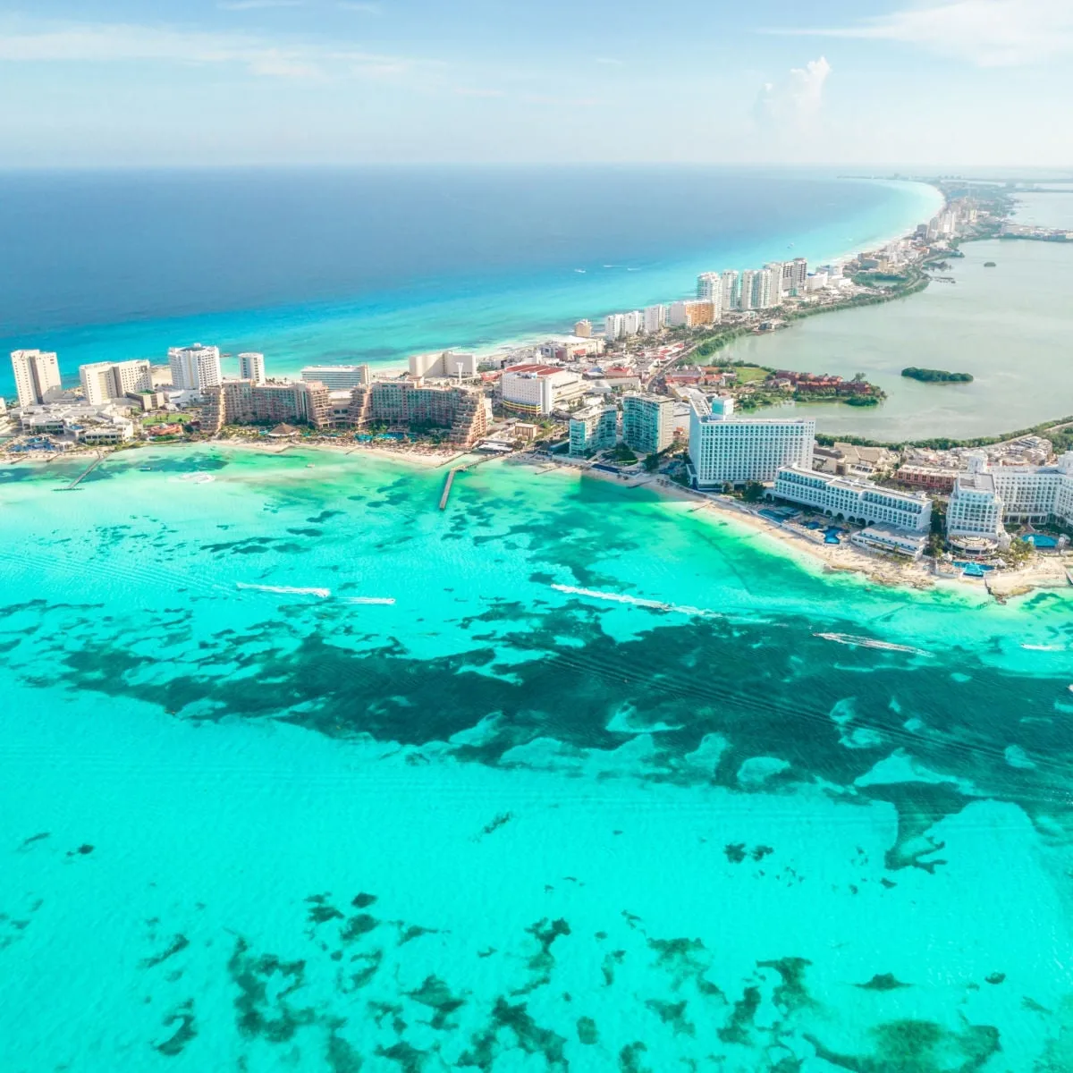 Cancún vs. Playa del Carmen: Which Is Right for Your Real Estate Investment?